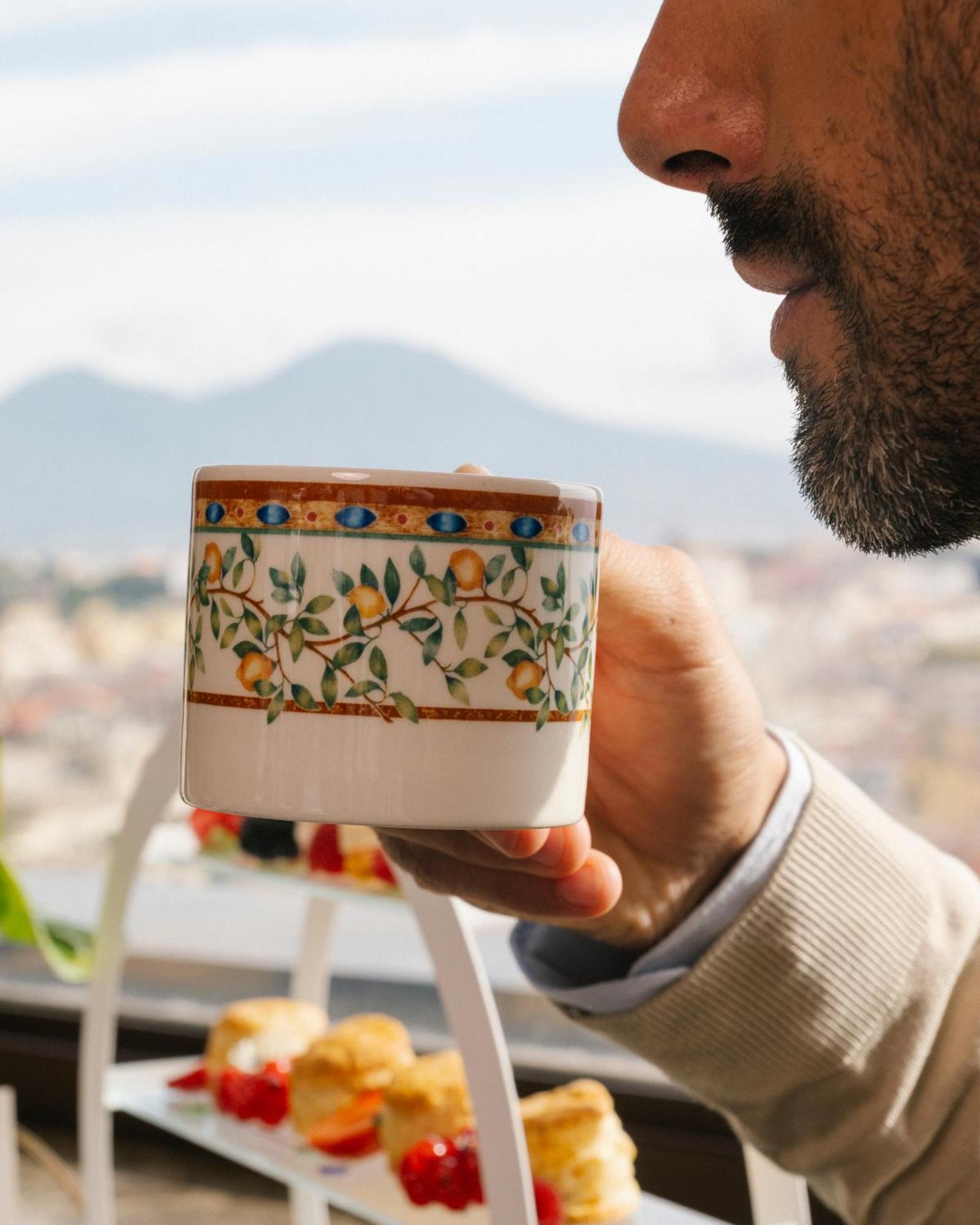 De Bonart Naples, Curio Collection By Hilton 5* Napels