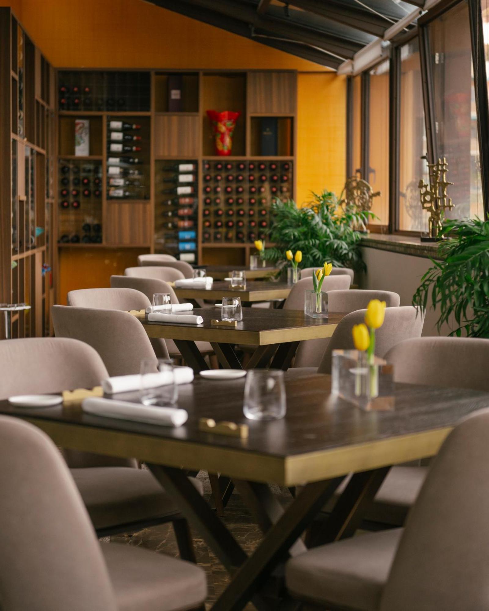 Hotel De Bonart Naples, Curio Collection By Hilton Napels